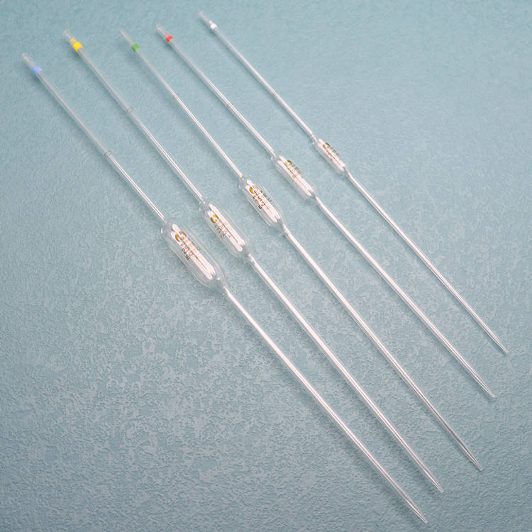 Plastic disposable serological pipette