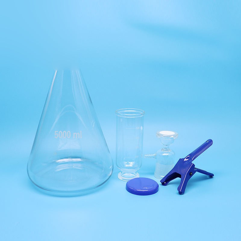 Laboratory chemical solvent glass filtration assemblies