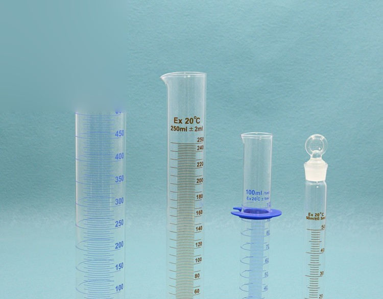 Measuring cylinder with round base & spout