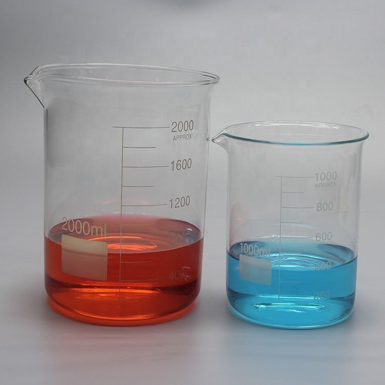 Low-form borosilicate glass beaker