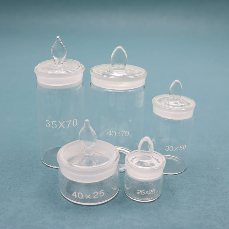 Glass weighing bottle with standard taper joint