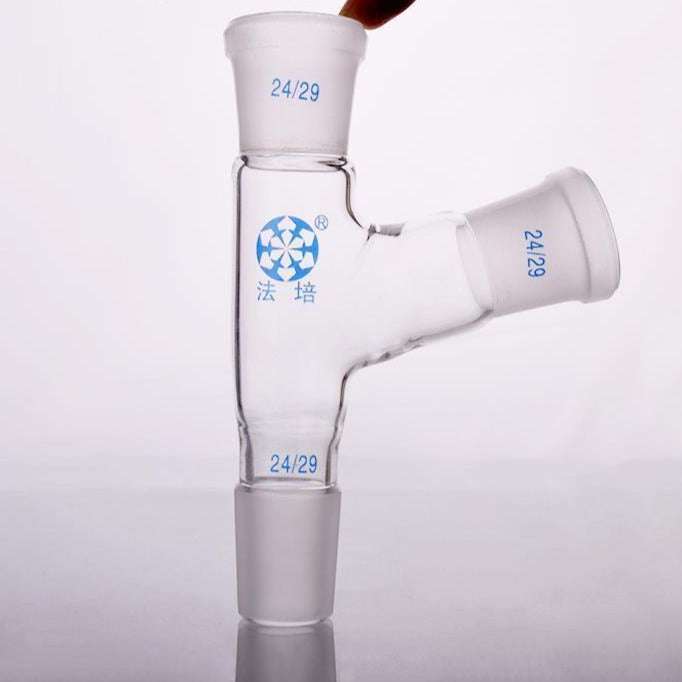 Distilling adapter with 105° side tube and joint
