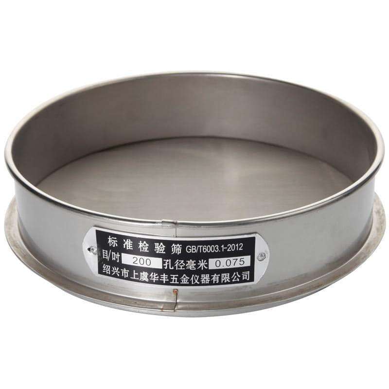 Flat sieves, diameter 10 to 30 cm, mesh size 10 to 200