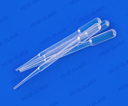 Plastic disposable Pasteur pipette/dropper
