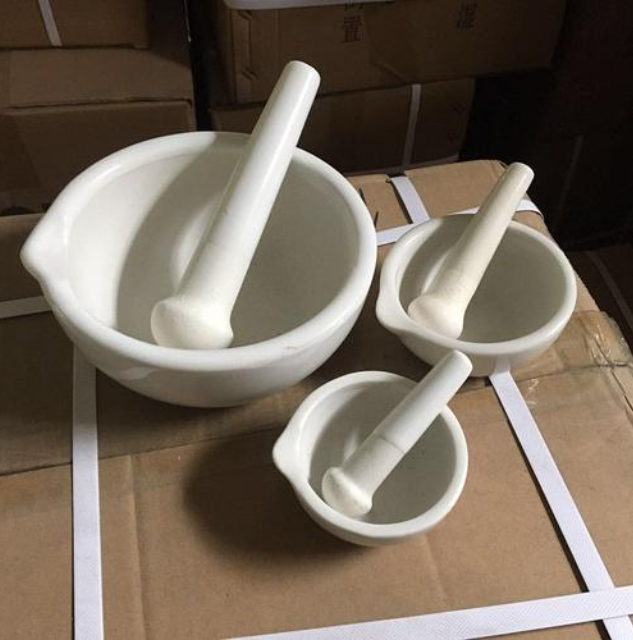 Porcelain Mortar with Pestle