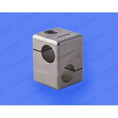 Square cross clamp