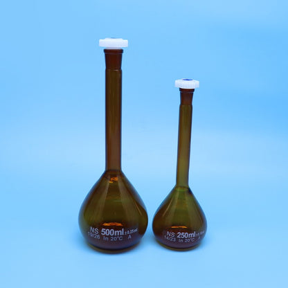 High-temperature-resistant Borosilicate 3.3 glass brown volumetric flask