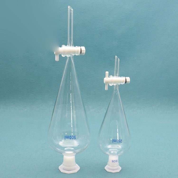 Glass pear-shaped separatory funnel with PTFE stopcock