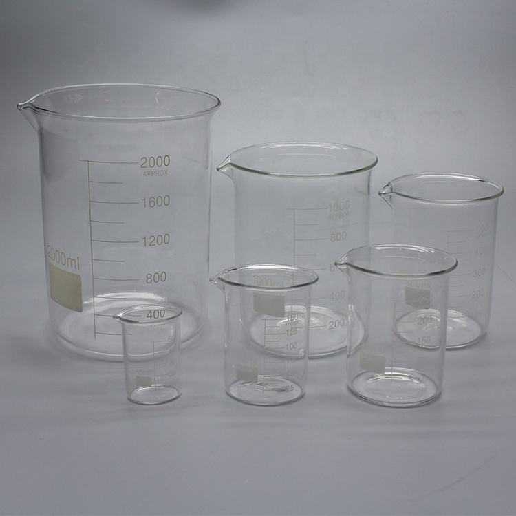 Low-form borosilicate glass beaker