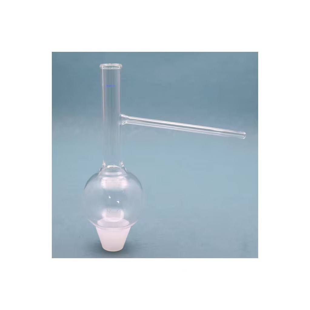 Long-neck borosilicate glass distilling flask