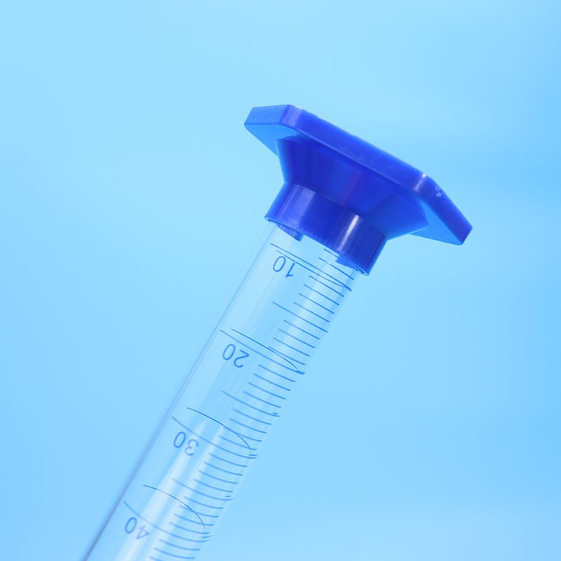 Borosilicate glass graduated measuring cylinder with plastic base
