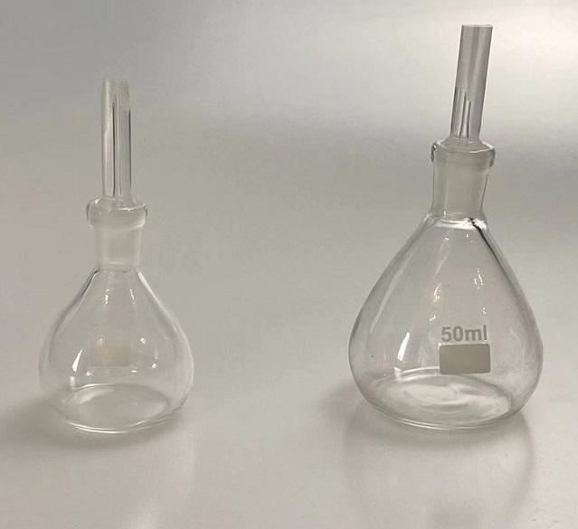 Glass specific gravity bottle / soil pycnometer