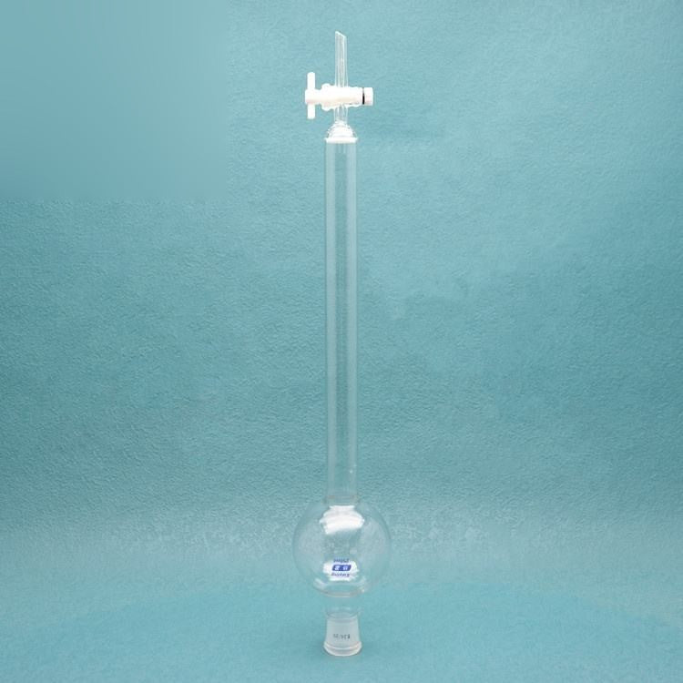 Glass Flash chromatography column with reservoir