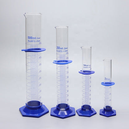 Thick-walled Boro 3.3 glass graduated measuring cylinder with plastic hexagonal base