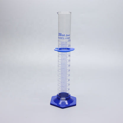 Thick-walled Boro 3.3 glass graduated measuring cylinder with plastic hexagonal base