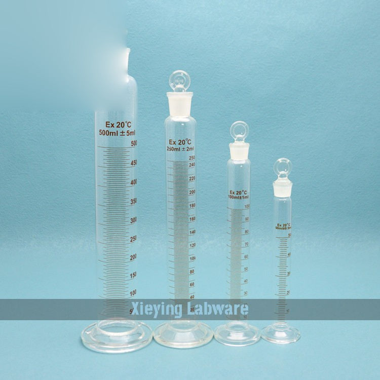 Thick-walled Boro 3.3 glass graduated measuring cylinder with spout and graduation