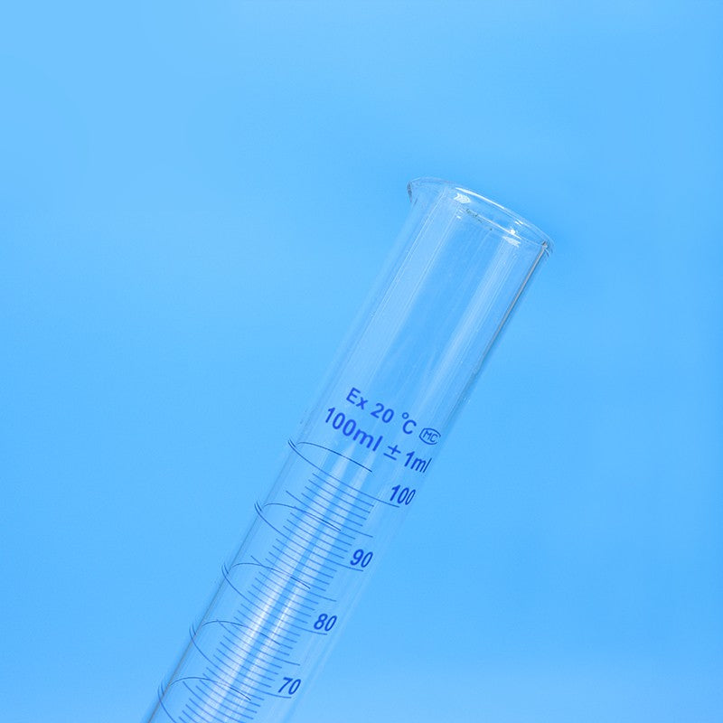 Borosilicate glass graduated measuring cylinder