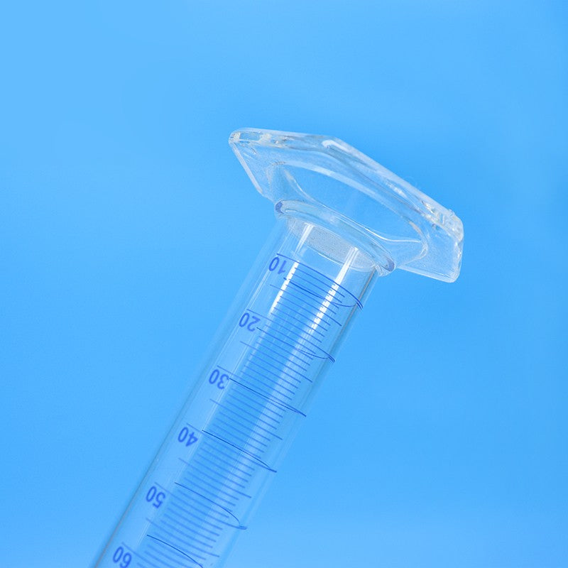 Borosilicate glass graduated measuring cylinder