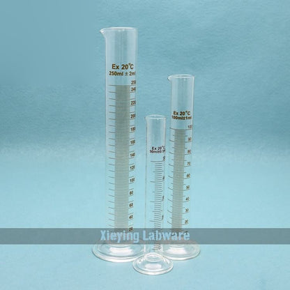 Measuring cylinder with round base & spout