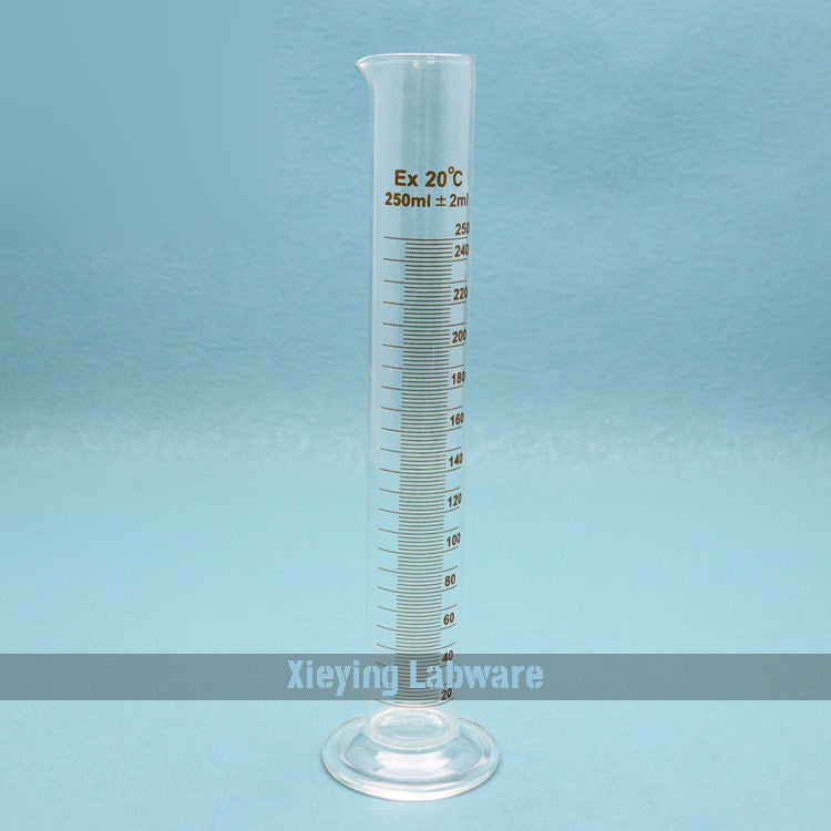 Measuring cylinder with round base & spout