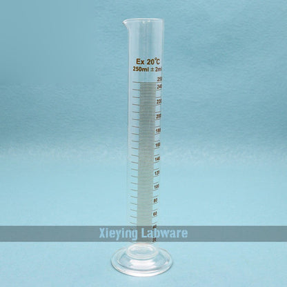 Measuring cylinder with round base & spout