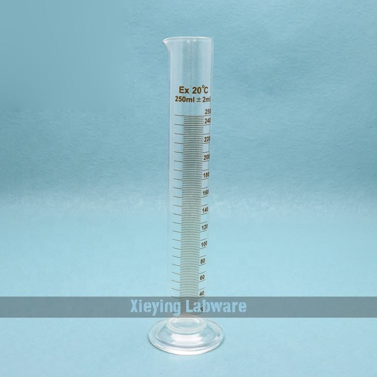 Measuring cylinder with round base & spout