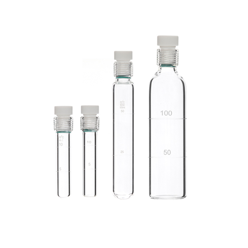 Borosilicate glass colorimetric tube with plastic plug