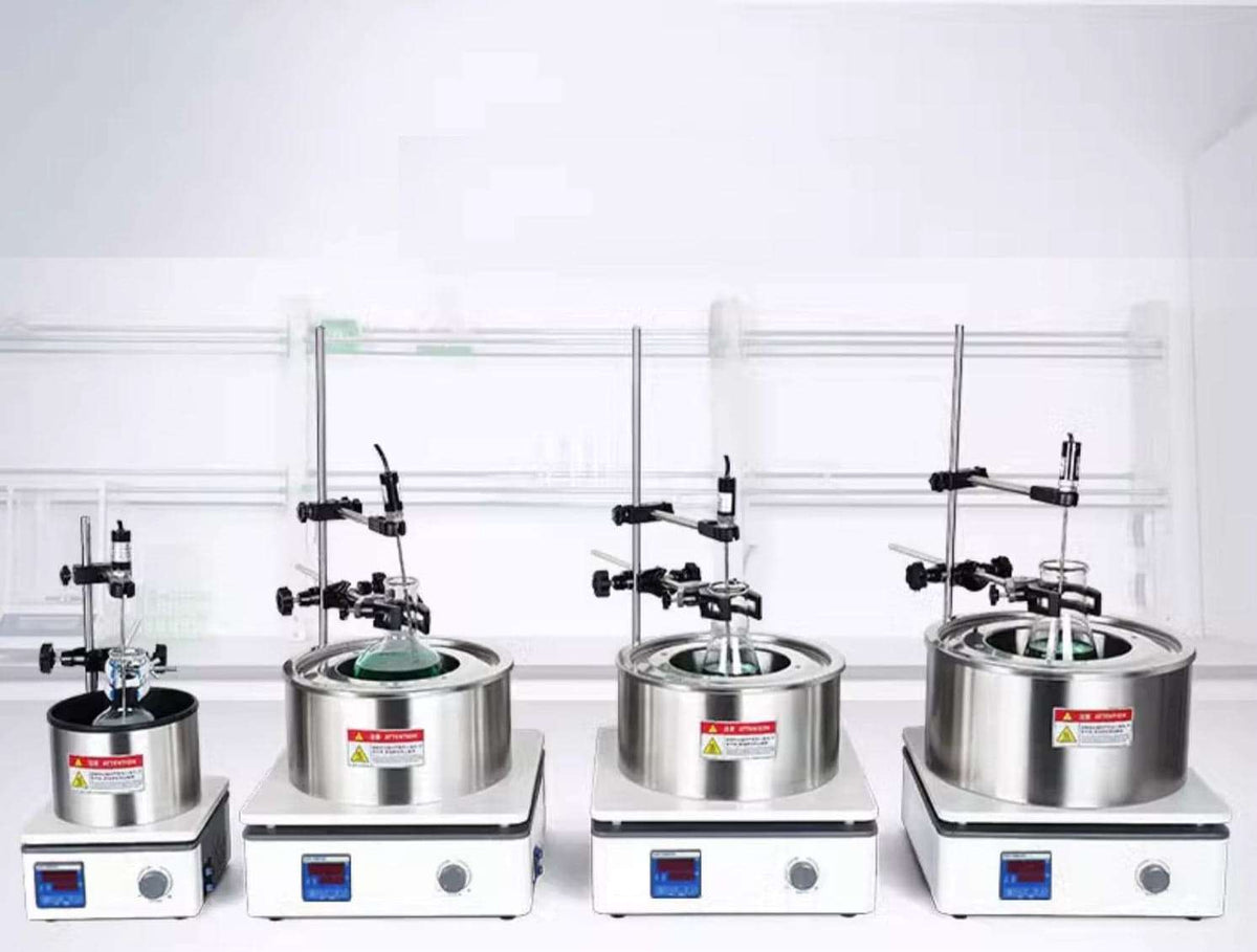 Oil bath with magnetic stirrer