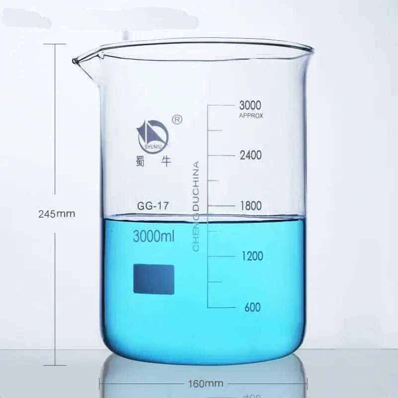 Short Beaker with Spout and Graduations, 25 ml to 10,000 ml