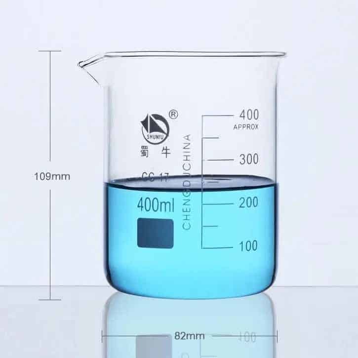 Short Beaker with Spout and Graduations, 25 ml to 10,000 ml