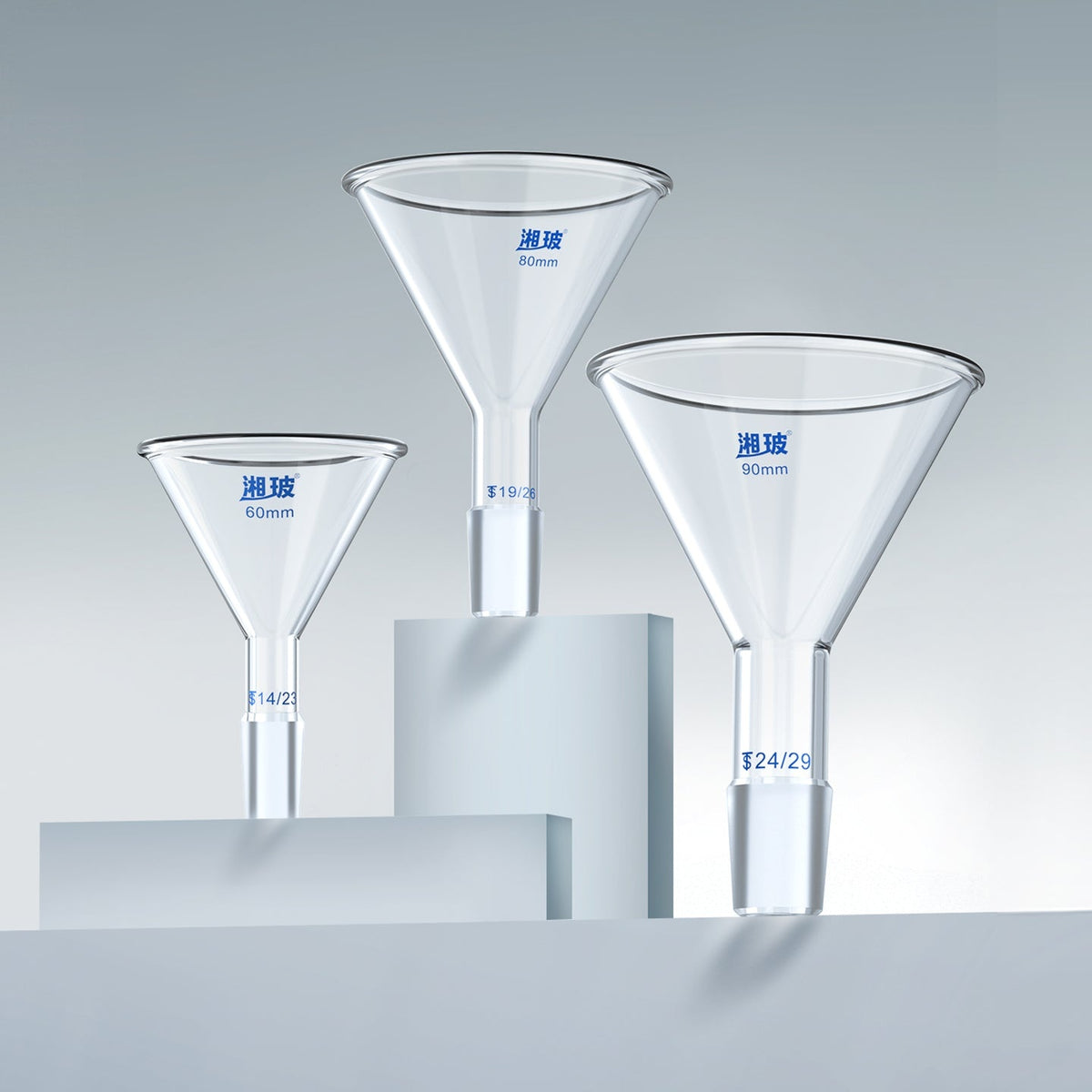 Glassware Standard-Mouth Triangular Funnel Glass Funnels