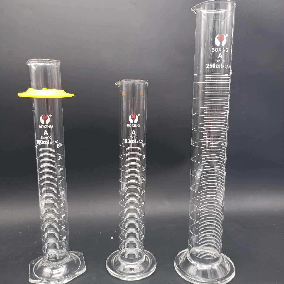 Borosilicate Glass Measuring Cylinder