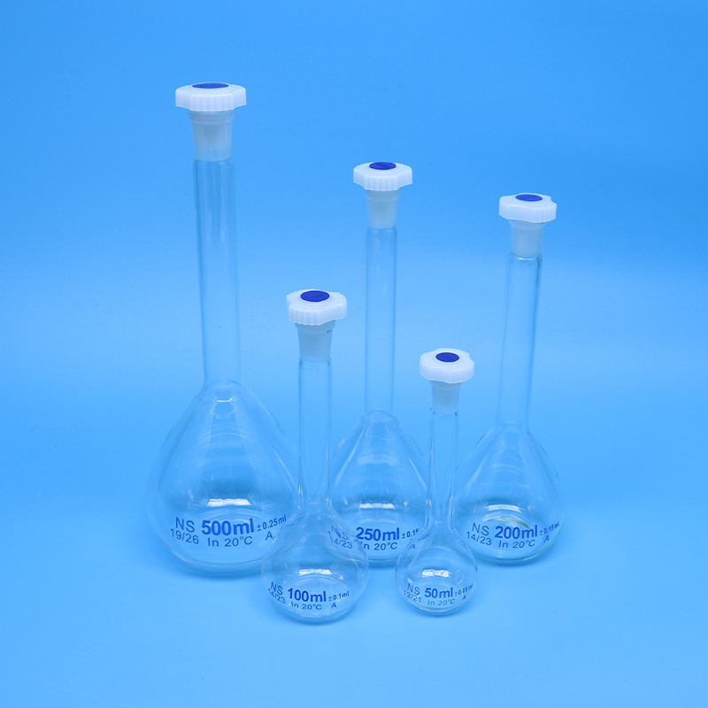 Class A Borosilicate Glass Volumetric Flask, Clear