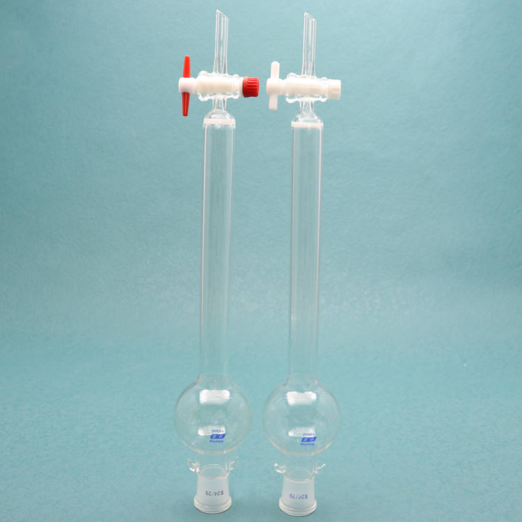 Glass Flash chromatography column with reservoir