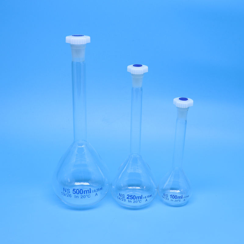 Class A Borosilicate Glass Volumetric Flask, Clear