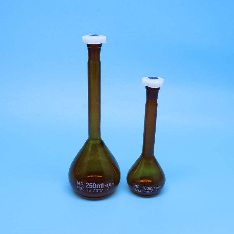 Class A Borosilicate Glass Volumetric Flask, Amber