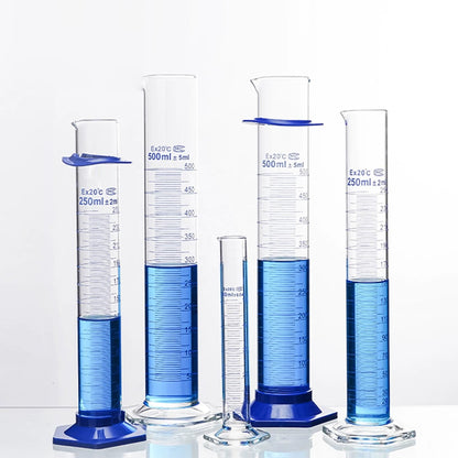 Borosilicate 3.3 Glass Graduated Measuring Cylinder, Plastic Base