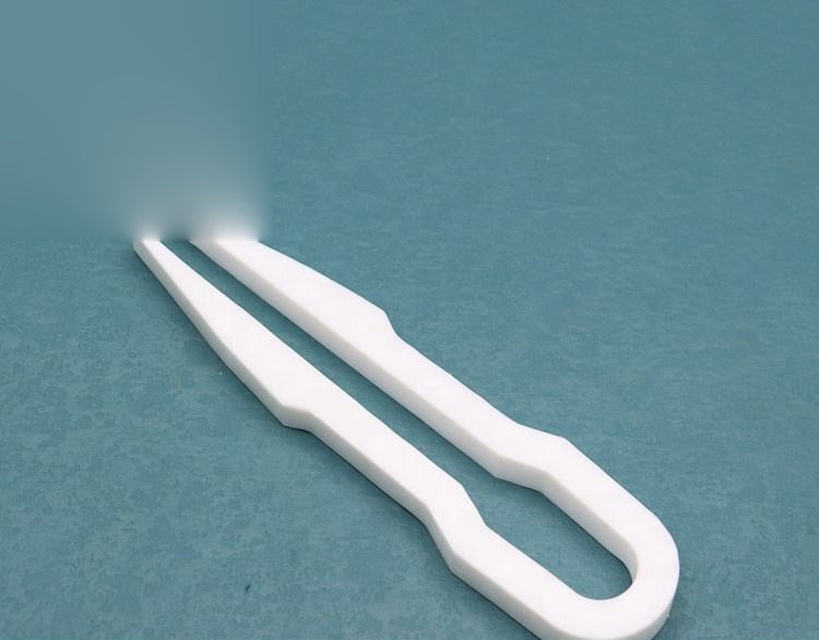 PTFE tweezers/forceps with grip