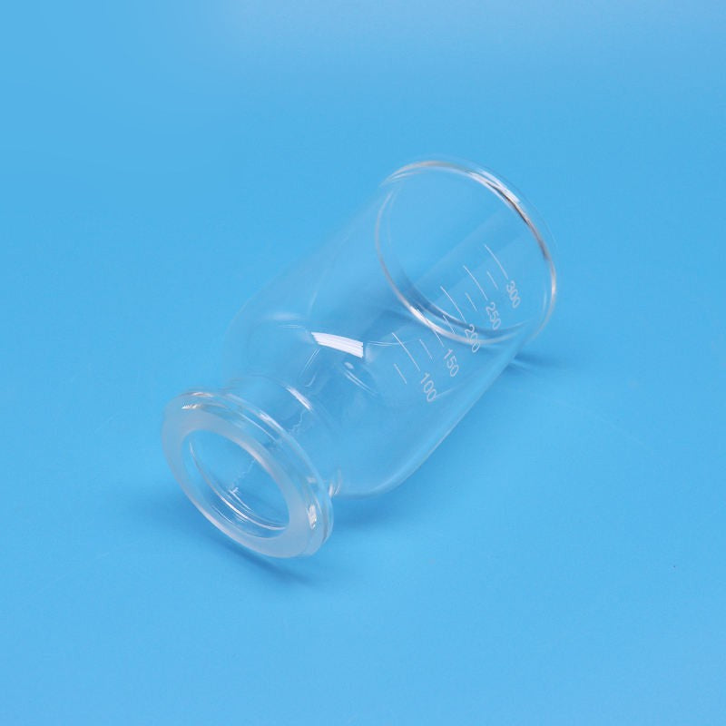 Sand core glass vacuum filtration apparatus