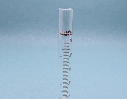Measuring cylinder with round base & spout
