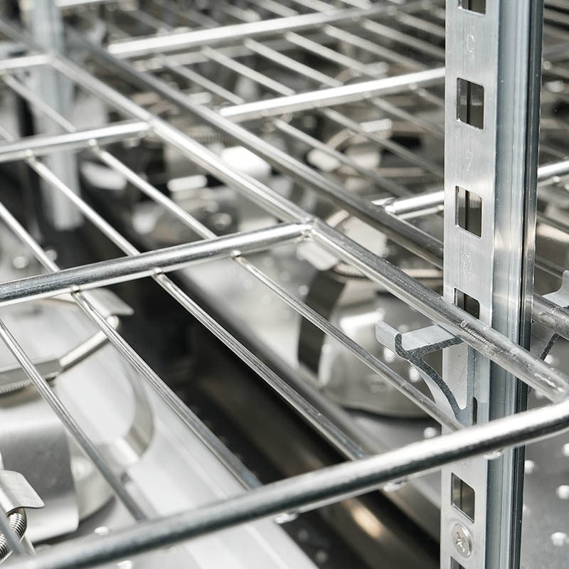 Shaking Incubator with UV Disinfection