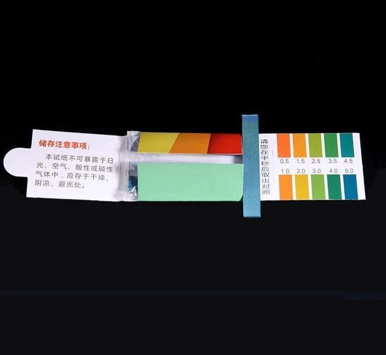 pH indicator papers, measuring range 0.5 to 5